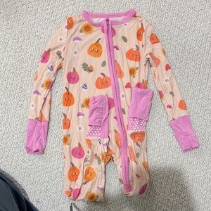 Angel Dear Pink and Cream Pumpkin Footie